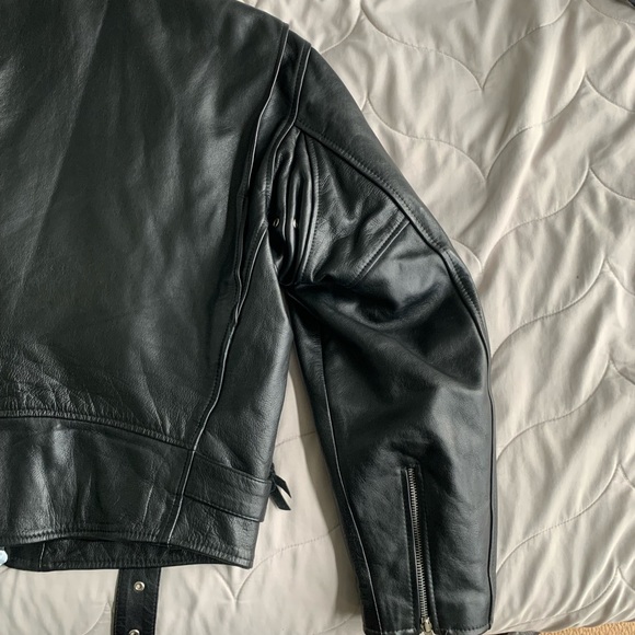 Iconic Men’s Leather Biker Jacket - Picture 14 of 14